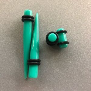 2g/6mm Teal Acrylic Plugs and Taper Set